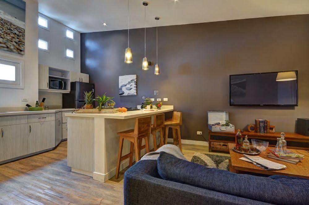 ميديلين Oasis Suites المظهر الخارجي الصورة