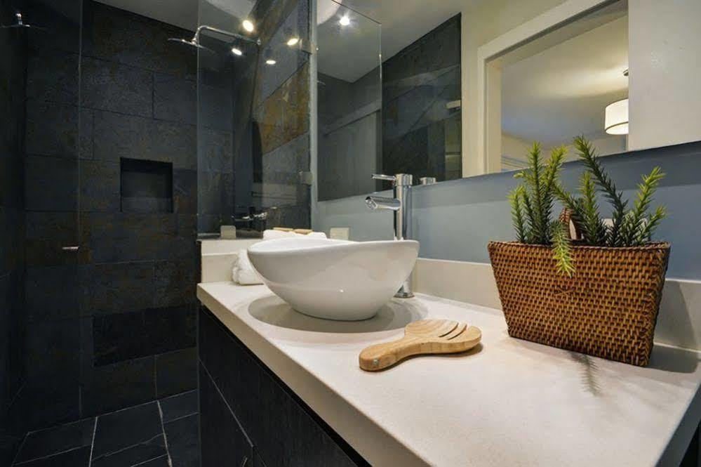 ميديلين Oasis Suites المظهر الخارجي الصورة